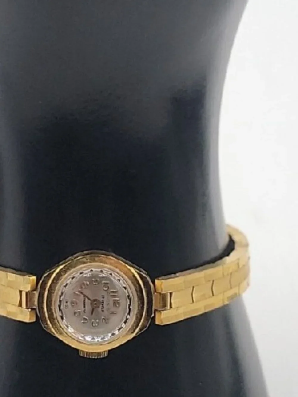 VTG Anosis 17-Jewel Wind Ladies Cocktail Watch Swiss Made RUNS 7.5